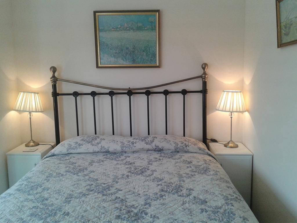 โกรส์ลอน ทีวี มาวร์ บีแอนด์บี Hotel Llanddeiniolen ห้อง รูปภาพ